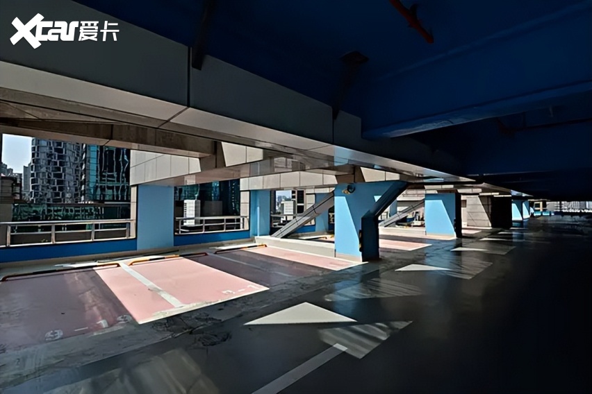白云机场停车场收费多少钱一天，广州白云机场停车场收费标准2022