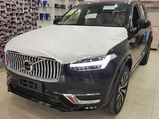 连降12万！体验沃尔沃XC90，机械增压+轻混，内饰你认可吗？