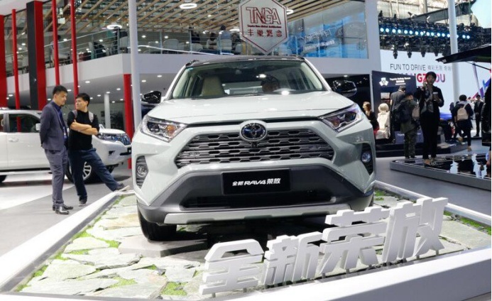 一汽丰田RAV4201.png