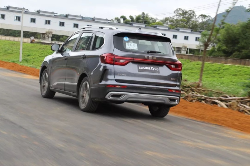 试驾斯威G05：带天使眼的7座SUV，它真的适合家用吗？