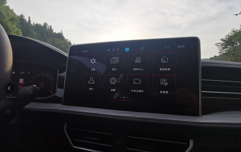试驾全新速腾1.5T，一台越发合格的A+级合资家轿？