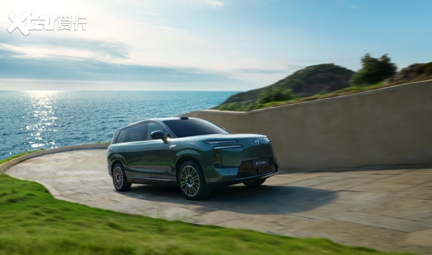 “操控,安全”之王,腾势N8L重新定义,家庭豪华出行标杆!