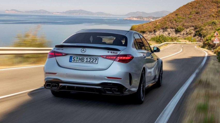 大排量V8不在，全新梅赛德斯-AMG C 63海外发布！
