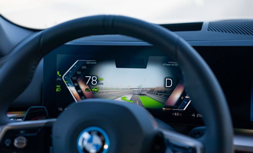 油电同价，长轴短轴，智能科技怎么选？全新BMW 5系的配置关键词