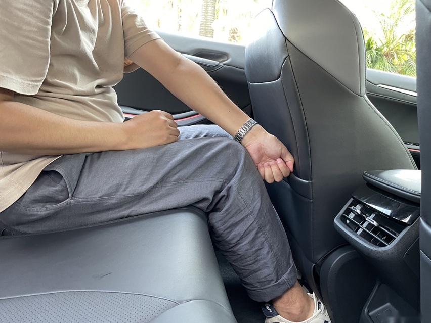 试驾长安锐程PLUS，颜值在线，配置动力也不错