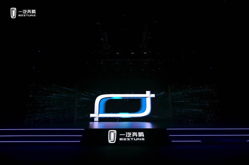 这两台新车面世 让我有点怀念2006年的热烈生活