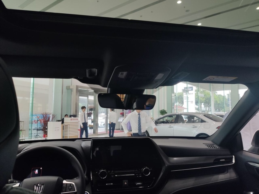皇冠陆放到店实拍，定位中型SUV，挑战汉兰达，8月上市预售28万起