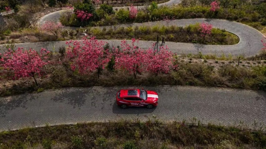 中国版AE86开演？长安欧尚X5出征全国最强五大弯道