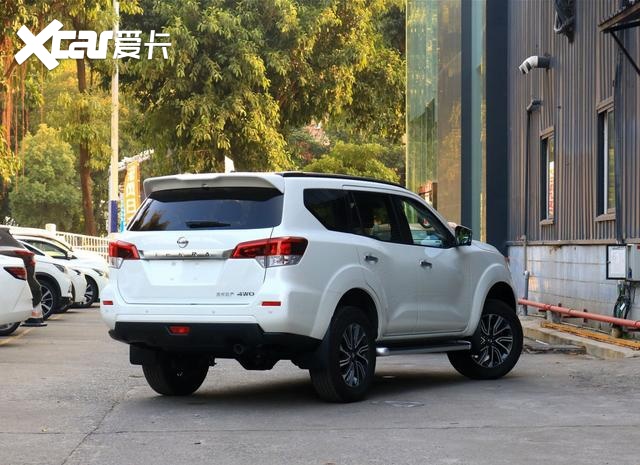 它被网友称为“小途乐”，配2.5把锁、双叉臂悬架，20万出头