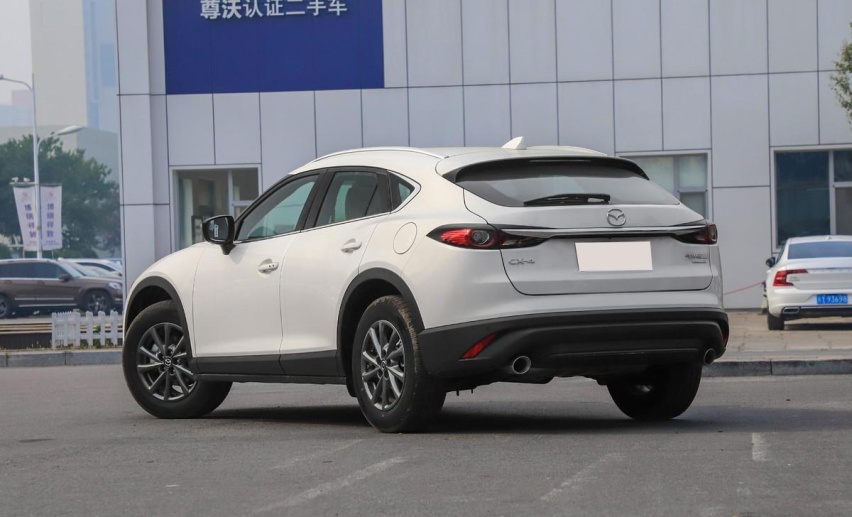 时尚潮流的轿跑SUV，一汽马自达CX-4，异响成“硬伤”