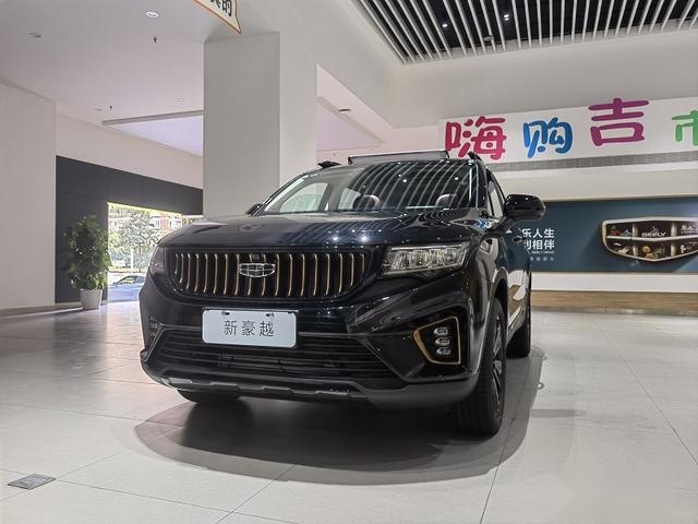 实拍吉利新豪越黑金限定版：大户型+精装修，10万出头