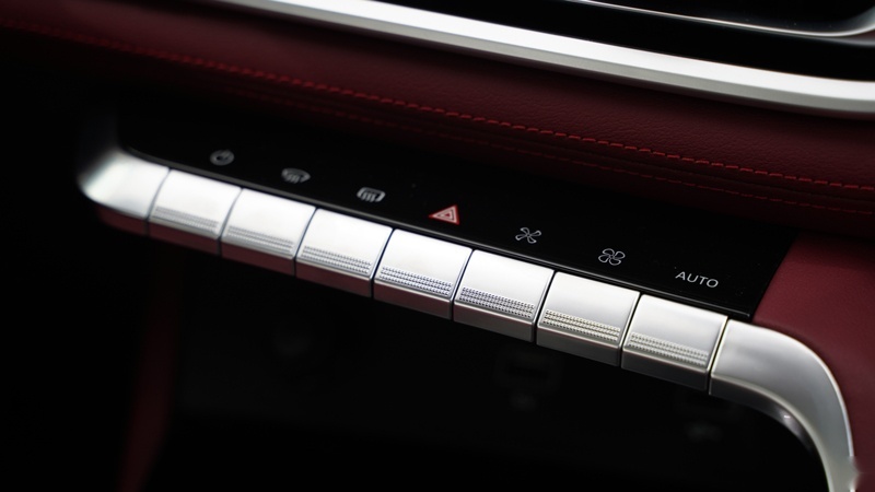 定位高端旗舰皮卡 上汽大通MAXUS T90正式亮相