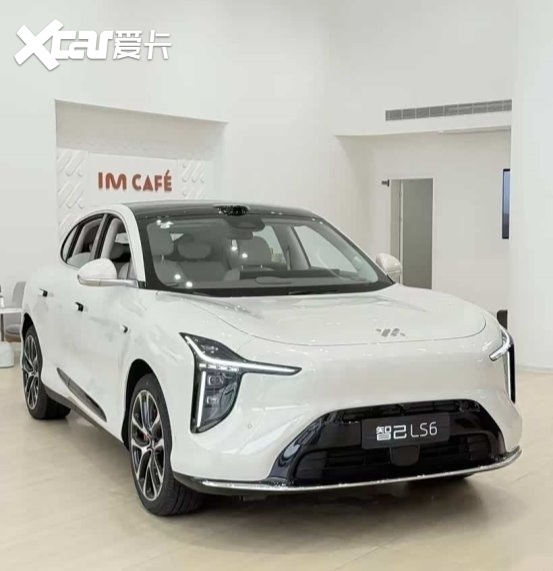 20万买大五座纯电SUV怎么选?昊铂HT 用超值回应选择焦虑