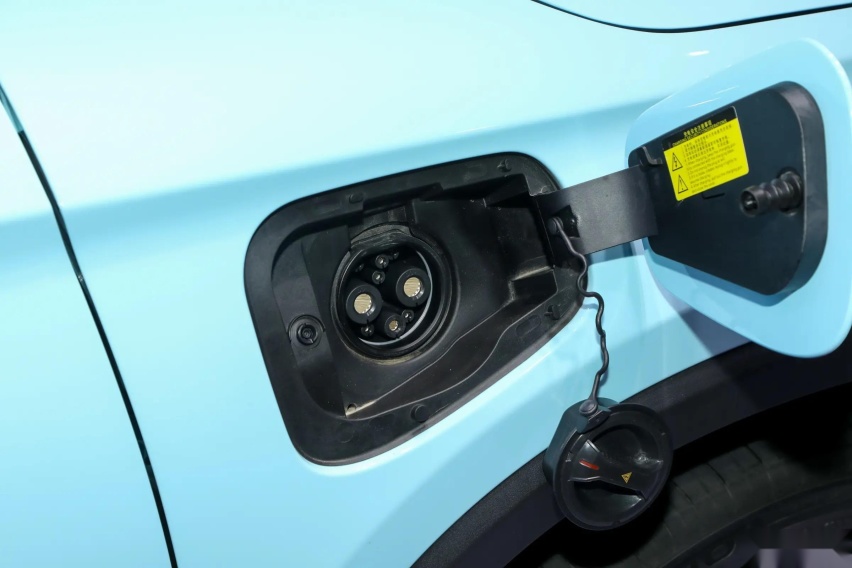 售价15.68万元起 新款创维创维EV6 Ⅱ上市 最高续航620km
