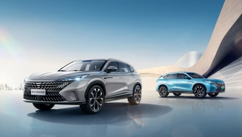 【e汽车】 全新第三代荣威eRX5混动至强组合强势来袭
