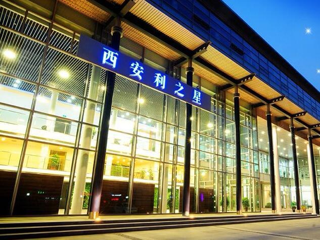 一颗螺栓引发的“惨案”，会让奔驰觉醒么？