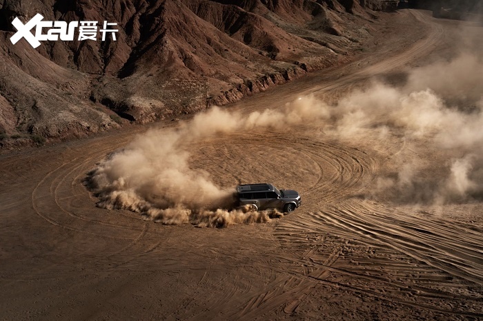 一体嵌入式大梁+80%高强度钢,全新旅行者7的百万级安全底色