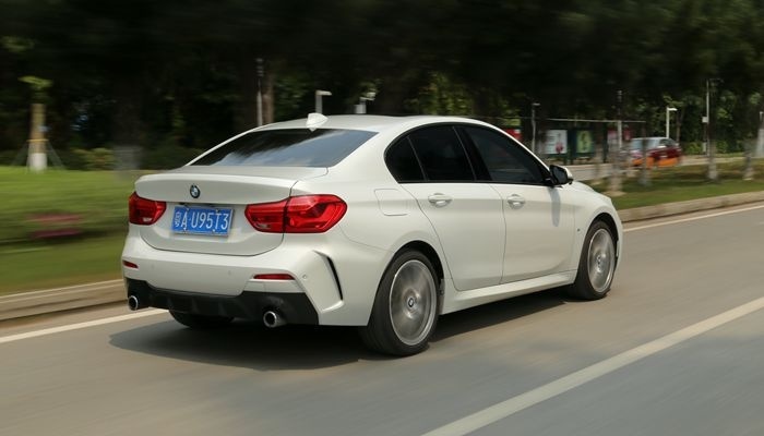 奔驰A级/宝马1系/奥迪A3，谁是年轻人的第一辆豪车?
