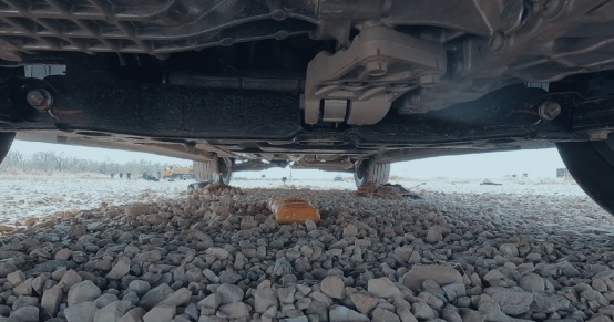 堪比电影特效的汽车测试，SUV卷王在车身安全上太能扛了！