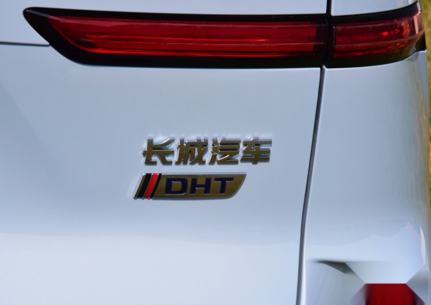 魏牌放大招了！这SUV售23.18万起 比500万内还要好？