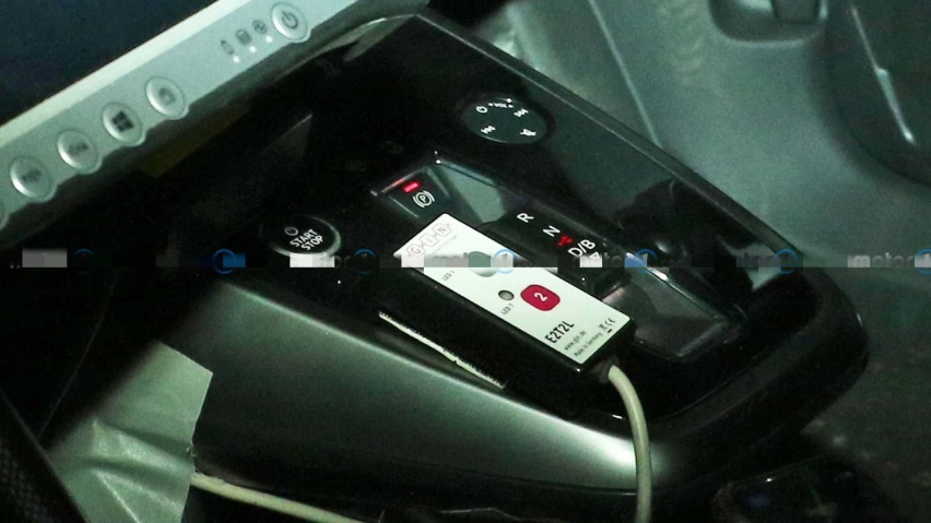 audi-q4-e-tron-and-q4-e-tron-sportback-spy-photos (2).jpg