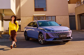 你知道长安油车省油有多牛？蓝鲸超擎混动实测油耗已榨到1.6L 以前，我