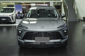 别克君越15.49万起、昂科威Plus16.49万起，冲不冲？