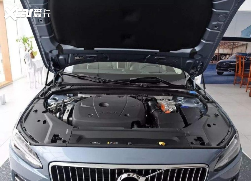 从落地40万降至28.8万，这款中大型豪华车，真的“香”？