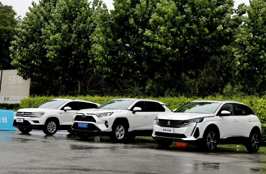 紧凑型SUV“三国杀”：4008VS RAV4 VS途岳