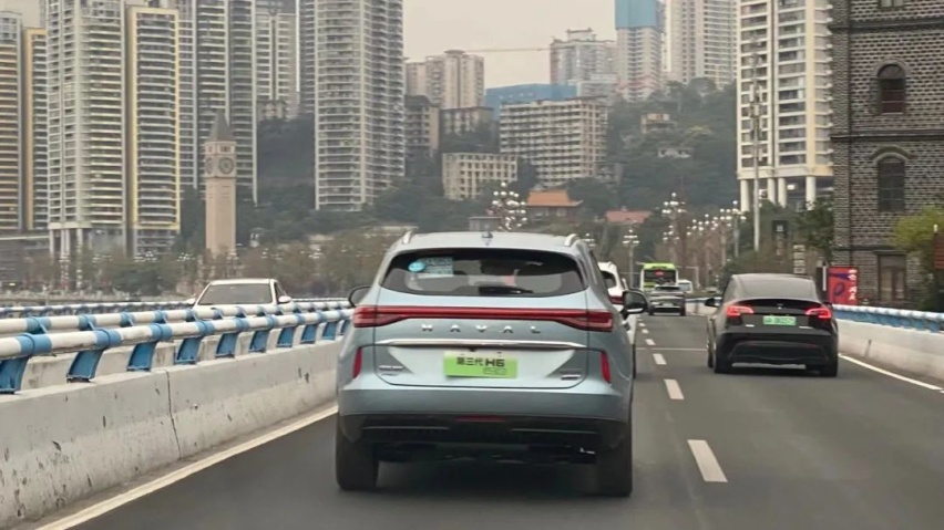 混动还是带“T”好，试驾哈弗H6新能源：中后段提速更带劲