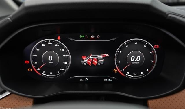 实拍上汽大通MAXUS G50 PLUS：15万级「全家快乐车」