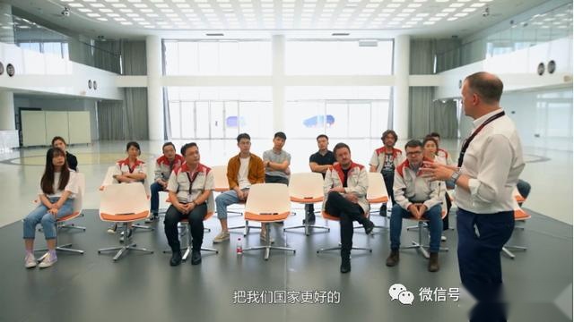 长城汽车亮相《新国货》！“摆渡人”吴晓波点赞出海！