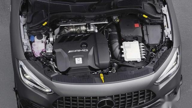 全新奔驰AMG GLA 45官图 最大功率突破400马力