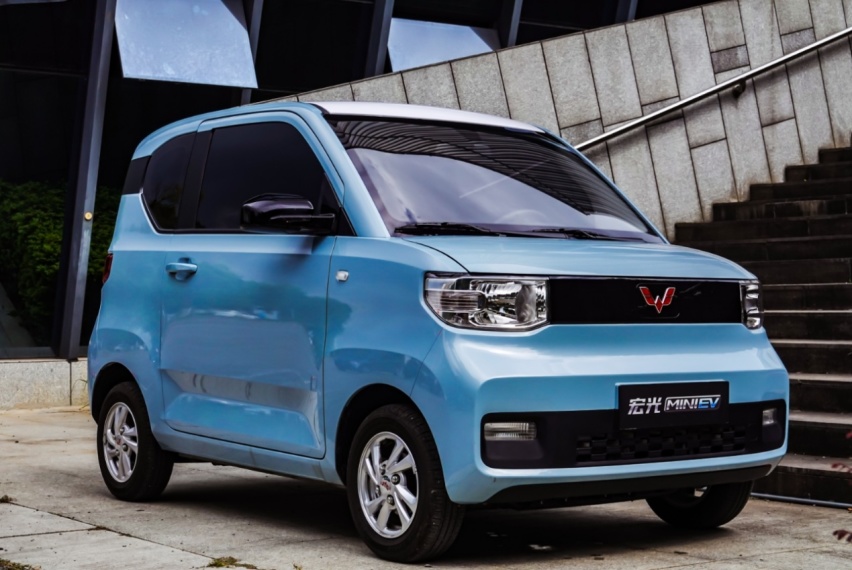 自家兄弟互掐？宏光MINI EV与宝骏E100表示：不存在的