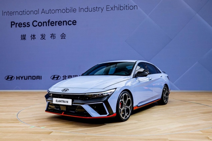 7万的伊兰特，12万的索纳塔，北京现代价格战很拼，你考虑吗