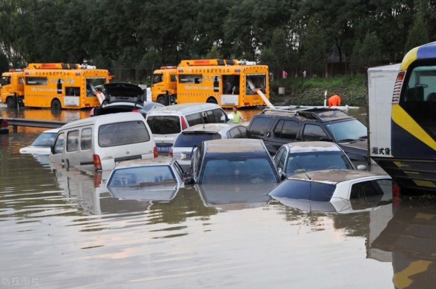 暴雨过后，怕买到泡水车？以下这几点你可得知道~