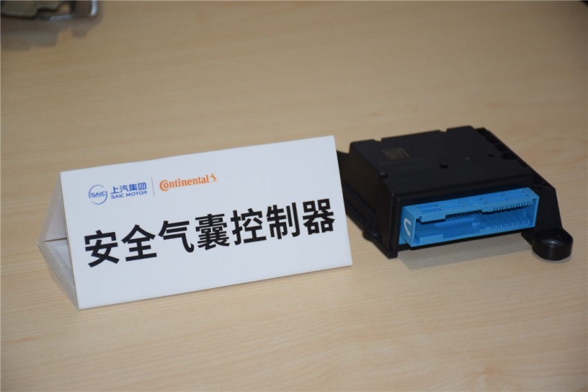 中保研5星安全等级！这辆荣威iMAX8家用车就是这么牛