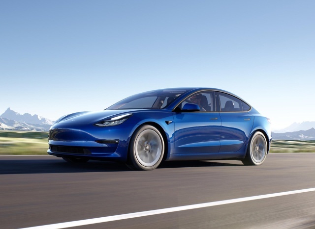 特斯拉“Model 2”车长不到4米，售价约17万，值得买吗？