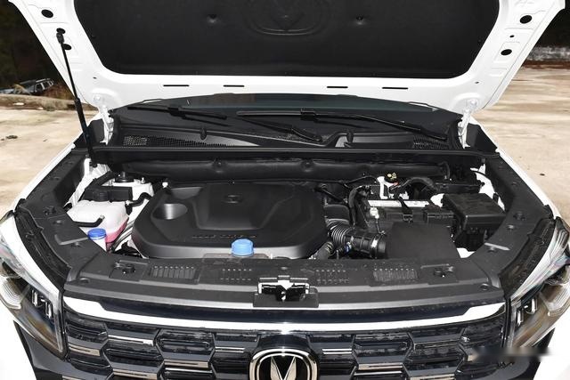 2024款长安CS75畅享版上市，升级电子挡把，售价10.39万元起
