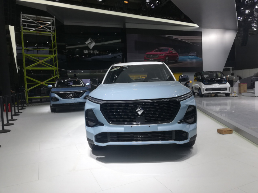 人见人爱的小型SUV，新宝骏RS-3亮相北京车展
