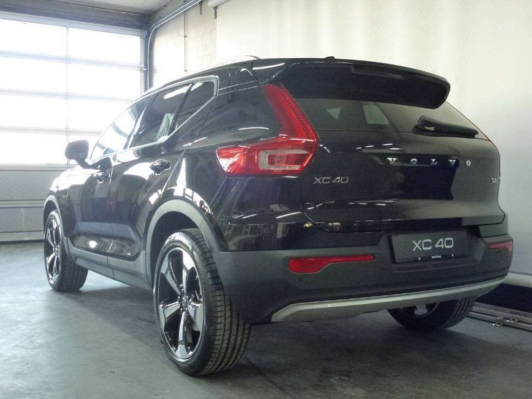 全新沃尔沃XC40海外实车到店