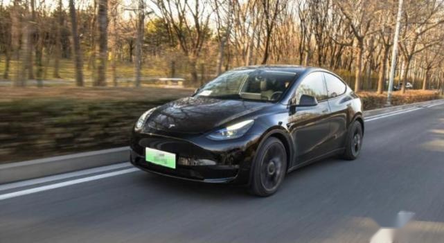 狭路相逢各有所长，东风日产ARIYA艾睿雅、特斯拉Model Y 如何