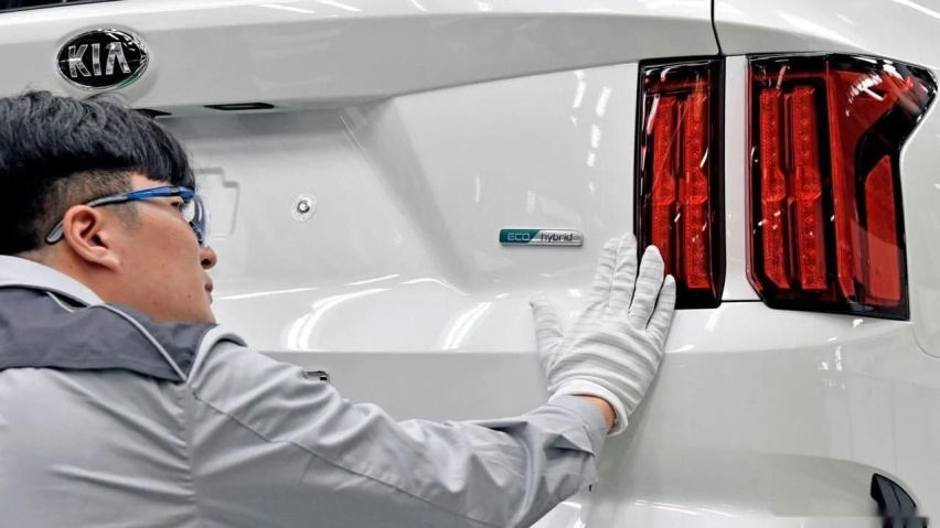 la-nueva-generacion-de-kia-sorento-entra-en-produccion-202069001-1594293077_1.jpg
