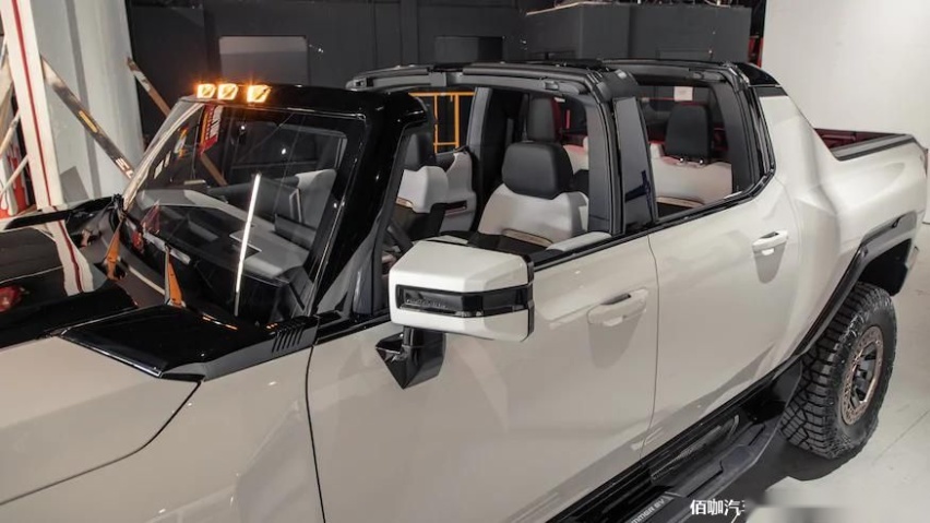 2022-GMC-Hummer-EV-9_极速看图.jpg