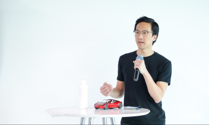 汽车软件如何开发？特斯拉全球软件工程副总裁现场讲解