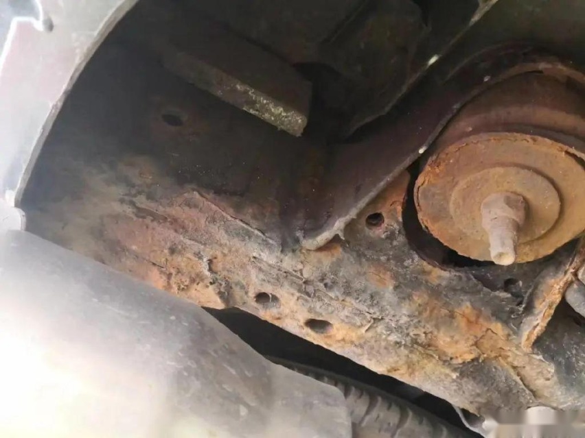 在辽宁抚顺买到了底盘锈烂的二手车，为什么却两次败诉？