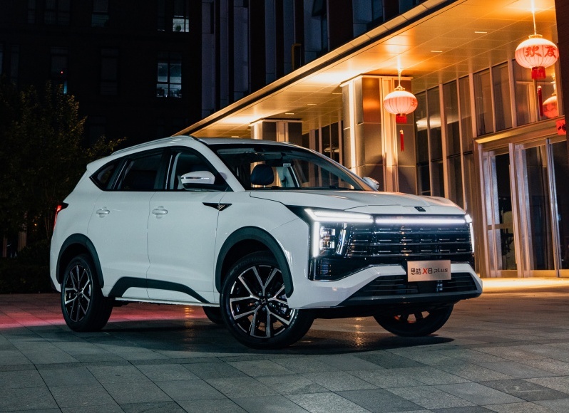 当下车市「PLUS」车型那么多，思皓X8 PLUS却有些含「爆」量过高
