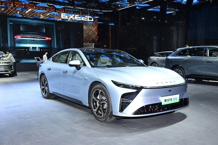 马上2024年了！买电车，重点看看有没有这些东西