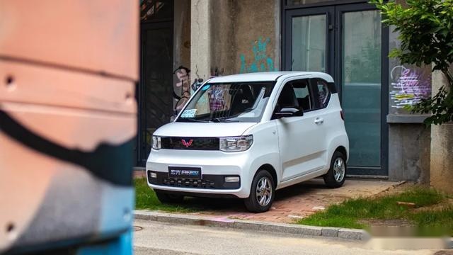 2.98万元起的国产Kcar五菱宏光MINI EV，i了i了