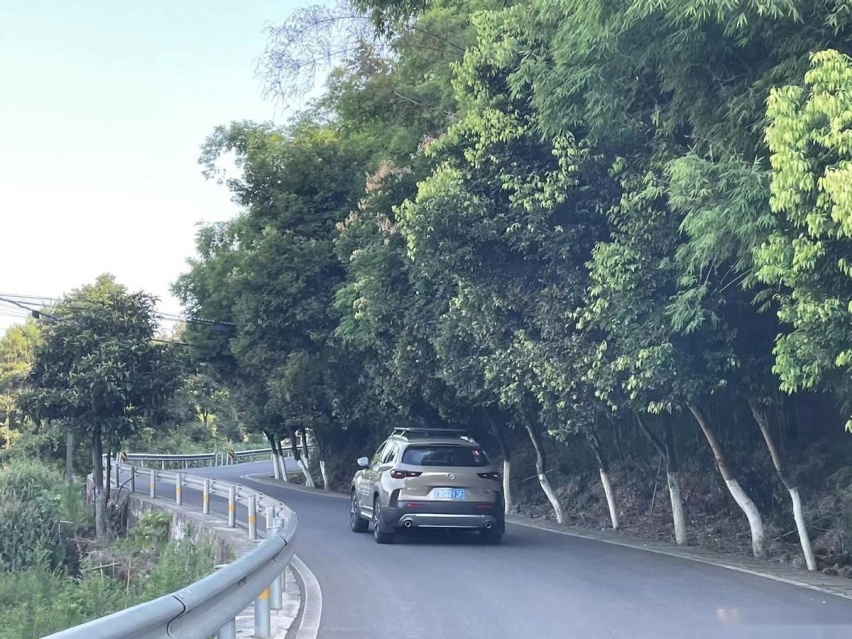 马自达CX-50首月销量4158辆!为啥消费者放弃本田、丰田选择它?